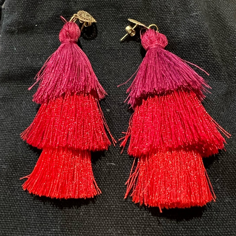 Red fringe earrings
